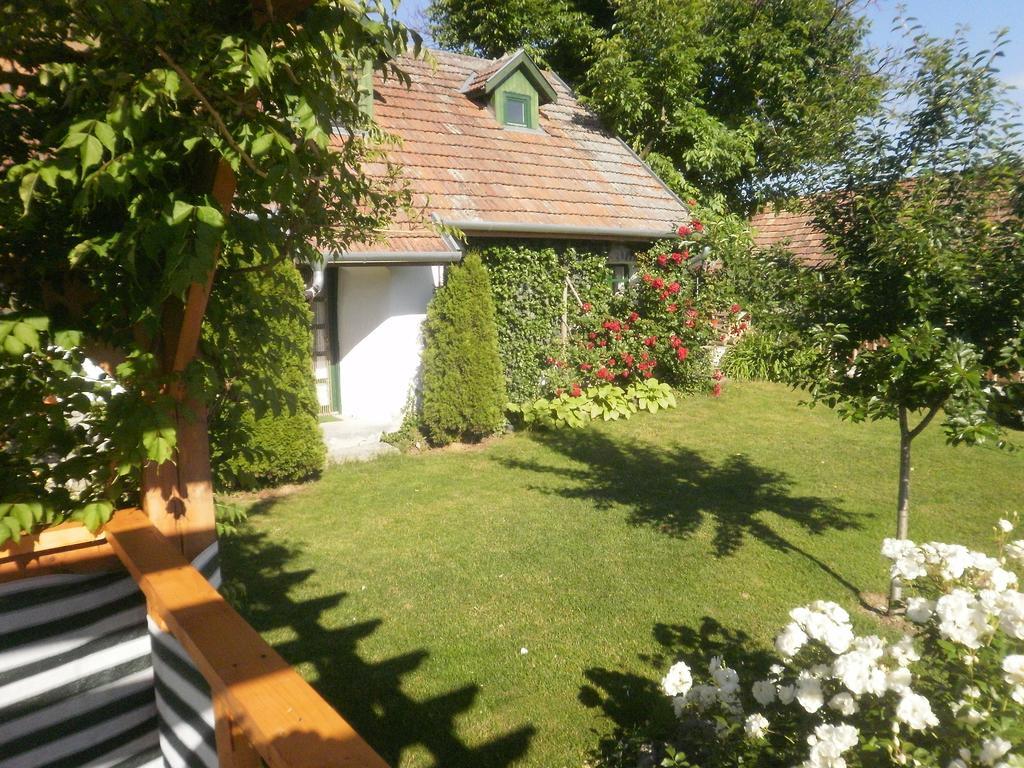 Kapolcs Cottage Eksteriør bilde